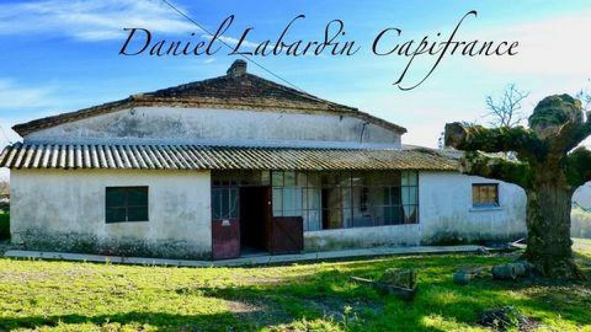 3 bedrooms House in Marmande, France No. 5603