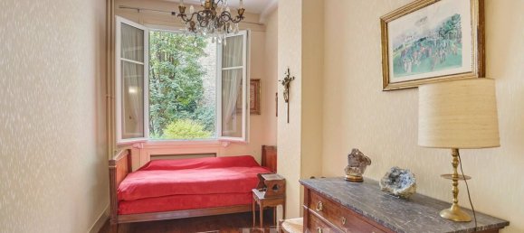 3 bedrooms Apartment in Paris, France No. 165224 7