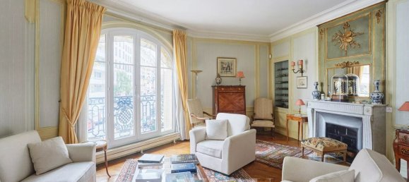 3 bedrooms Apartment in Paris, France No. 165224 2
