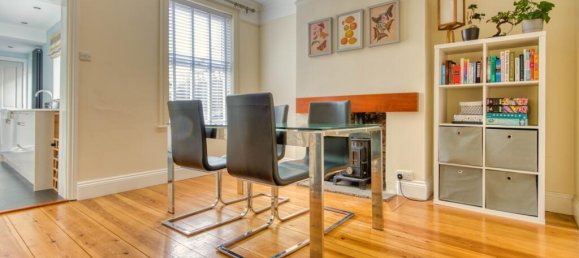 2 bedrooms House in Taunton, United Kingdom No. 13677 3