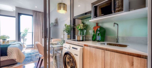 Studio in the Condo in Bang Lamung, Thailand No. 5335 4