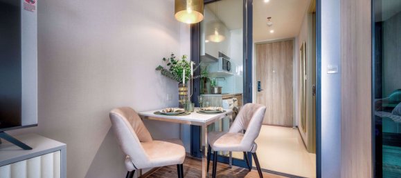 Studio in the Condo in Bang Lamung, Thailand No. 5335 3