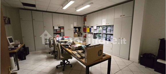 2-Zimmer Gewerbliche Immobilie in Montebelluna, Italy, Nr. 267445 9