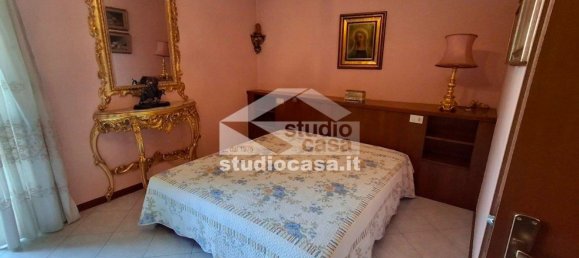 2 Schlafzimmer Wohnung in Soresina, Italy, Nr. 329778 11