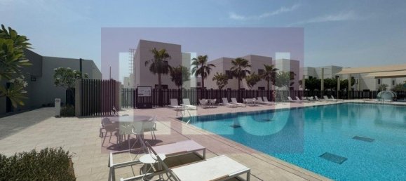 4 bedrooms Villa in Yas Island, UAE No. 53880 13