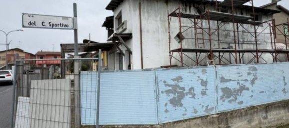 3-salle Appartement à Goro, Italy No. 284812 7