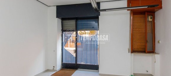 Propriété commerciale à Magnago, Italy 26m² No. 141607 3