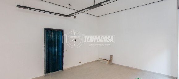 Propriété commerciale à Magnago, Italy 26m² No. 141607 6