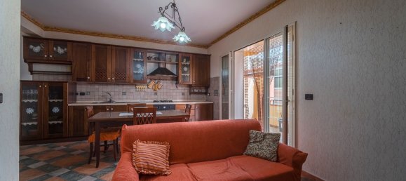 5 rooms Apartment in Roccalumera, Italy No. 83936 9