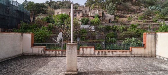 5 rooms Apartment in Roccalumera, Italy No. 83936 35