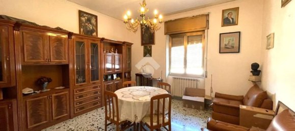 Apartamento de 4 dormitorios en Portici, Italy No. 376769 8