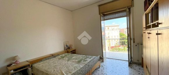 Apartamento de 4 dormitorios en Portici, Italy No. 376769 7