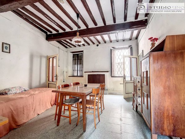 Дом с 6 комнатами в Сан Мартино даль Арджине, Италия № 5077