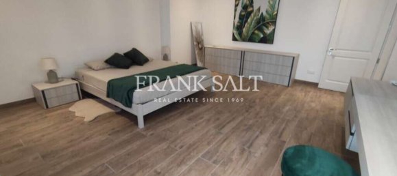 3 bedrooms Penthouse in Mosta, Malta No. 8378 5