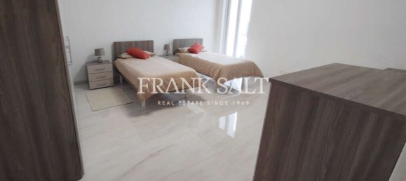 3 bedrooms Penthouse in Mosta, Malta No. 8378 8