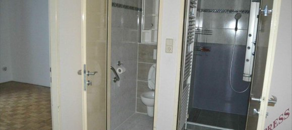 2 rooms Apartment in Favoriten, Austria No. 245975 11