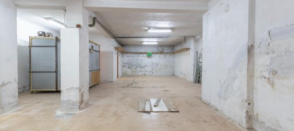 134m² Commercial property in Granada, Spain No. 95114 6