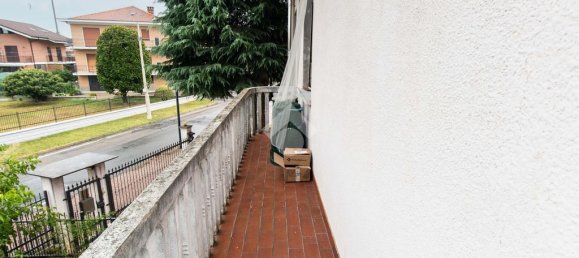 2 bedrooms Villa in Turin, Italy No. 322117 23