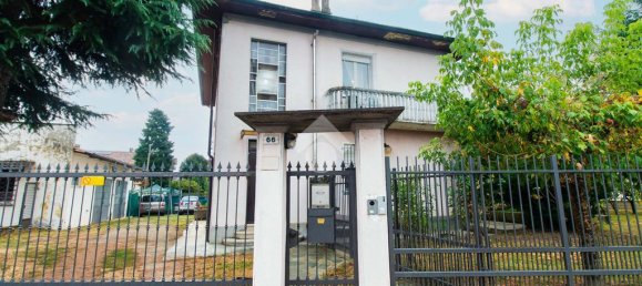 2 bedrooms Villa in Turin, Italy No. 322117 34