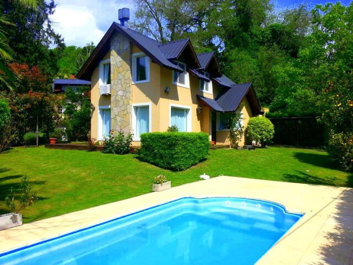 Casa de 2 dormitorios en Mar del Plata, Argentina No. 88829