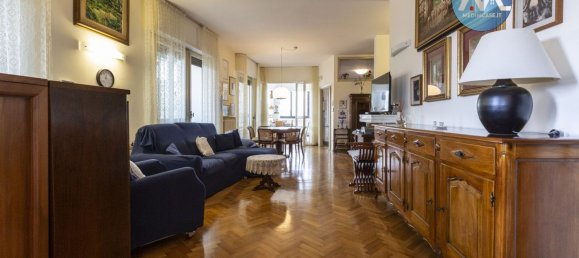 6غرفة بانتهاوس في Pesaro, Italy رقم 9741 29