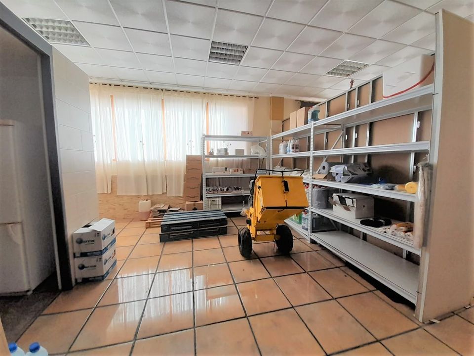 140m² Commercial property in La Nucia, Spain No. 185797