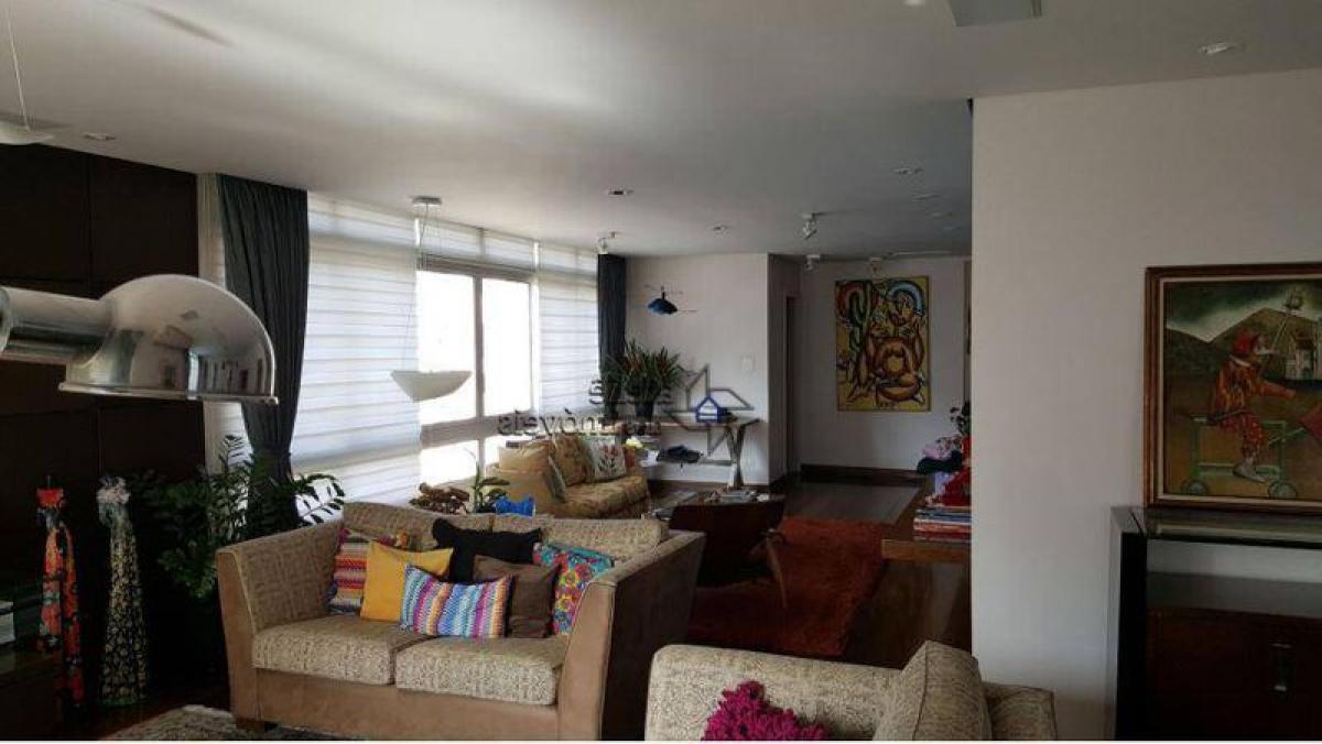 Apartamento de 3 dormitorios en Sao Paulo, Brazil No. 457926