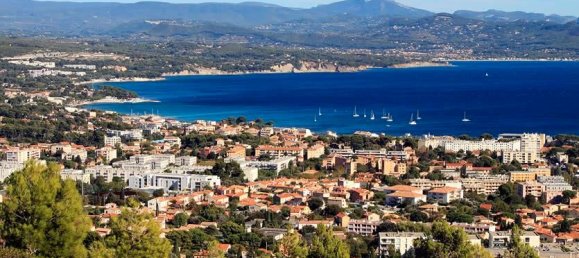 3 bedrooms Penthouse in La Ciotat, France No. 277587 4