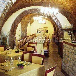 2 rooms Commercial property in Lucca, Italy No. 25692