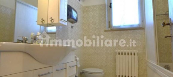 2 bedrooms Apartment in Chiaravalle, Italy No. 371659 9