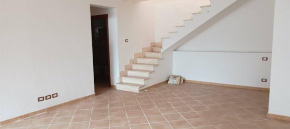 4 rooms Apartment in Rome, Italy No. 30944 15