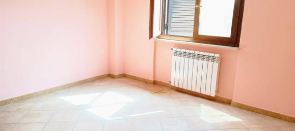 4 rooms Apartment in Rome, Italy No. 30944 11