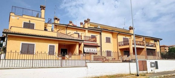 4 rooms Apartment in Rome, Italy No. 30944 4