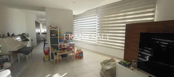 Ático de 3 dormitorios en Mosta, Malta No. 1914 18