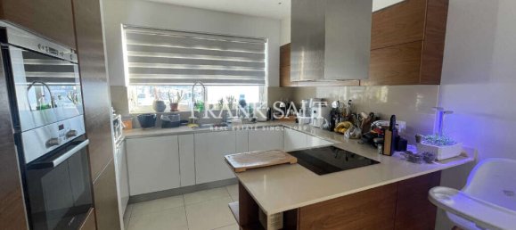 Ático de 3 dormitorios en Mosta, Malta No. 1914 8