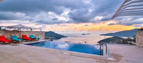 Villa de 5+1 en Kalkan, Turkey No. 28373 30