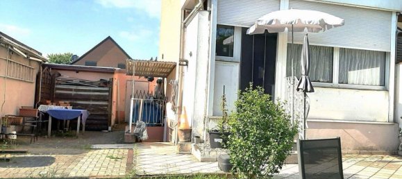 Casa de 3 habitaciónes en Duisburg, Germany No. 243379 3