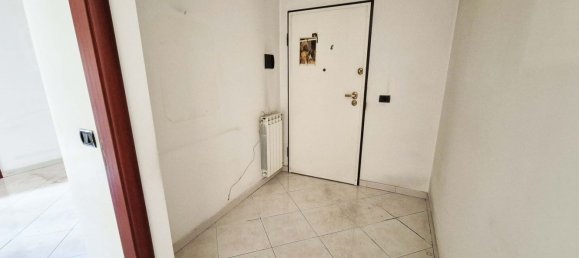 2 rooms Apartment in Bari, Italy No. 41128 5