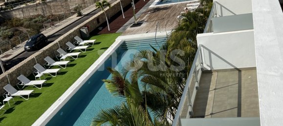 Edificio de 3 dormitorios en Adeje, Spain No. 16171 3