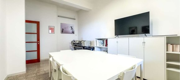 Apartamento de 3 divisões em Cagliari, Italy N.º 46569 6