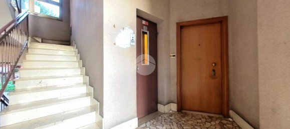 2-salle Appartement à Milan, Italy No. 247370 27