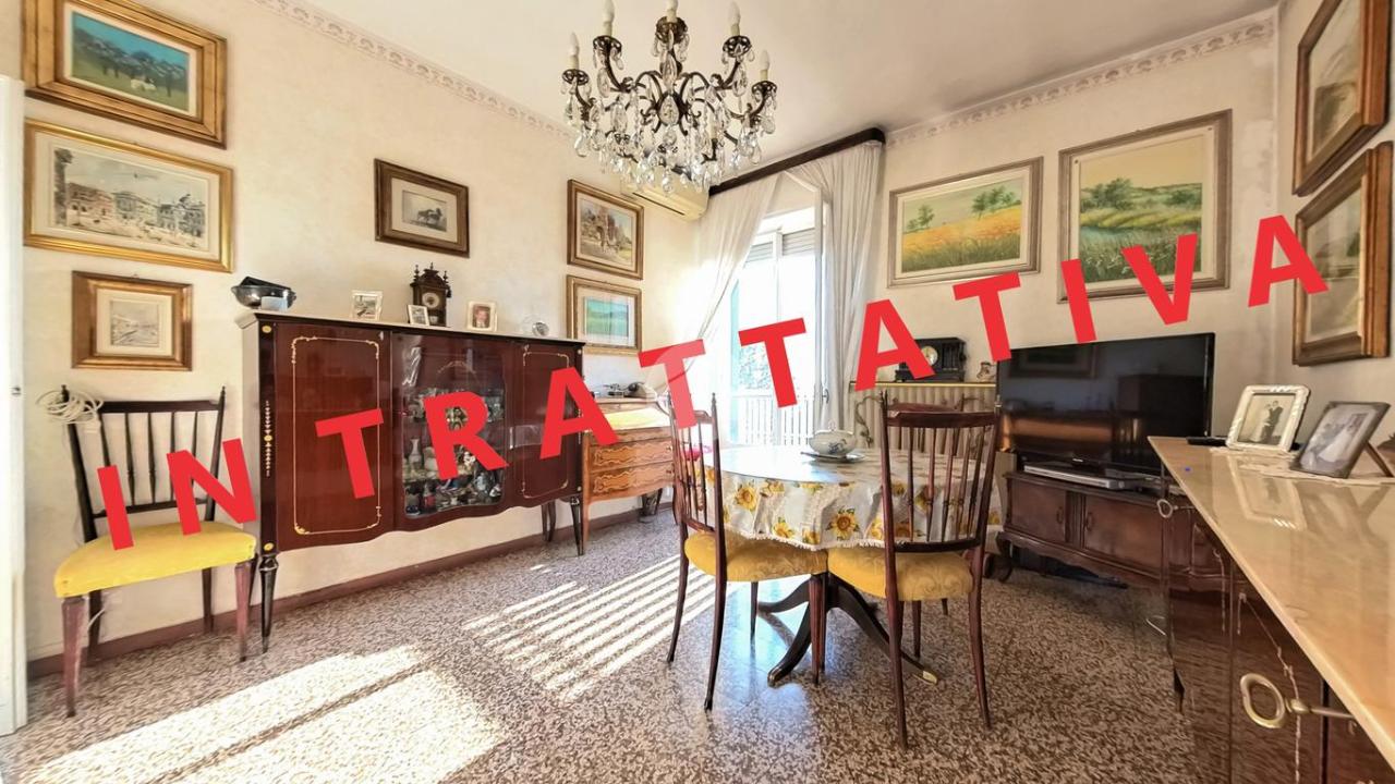 2-salle Appartement à Milan, Italy No. 247370