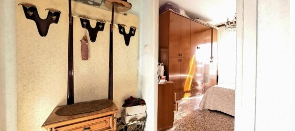 2-salle Appartement à Milan, Italy No. 247370 20