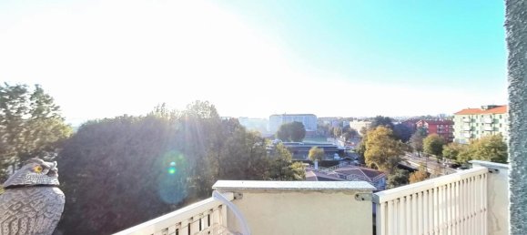 2-salle Appartement à Milan, Italy No. 247370 7