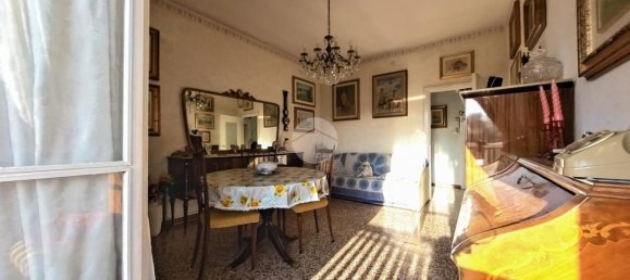 2-salle Appartement à Milan, Italy No. 247370 5