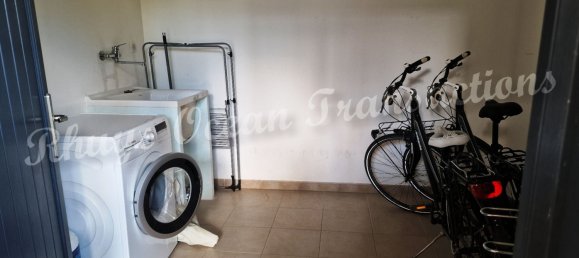 3 bedrooms Villa in Le Tour-du-Parc, France No. 261810 9