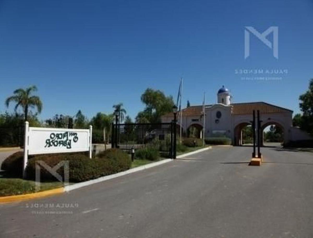  Commercial property in Tigre, Argentina No. 105007