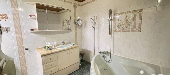 5 bedrooms House in Tours-sur-Marne, France No. 40925 8