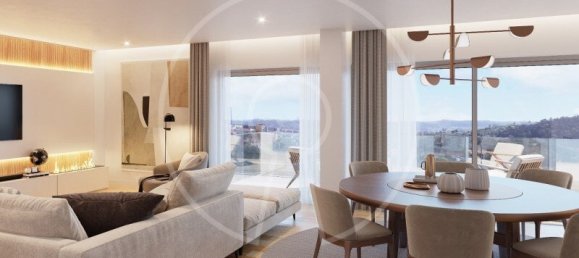 3 bedrooms Apartment in Lisbon, Portugal No. 100573 2