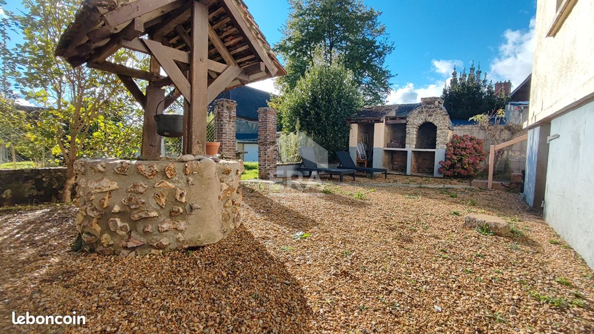 3 غرف نوم منزل في Nogent-le-Rotrou, France رقم 211506